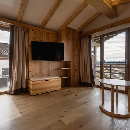 Emmy - Five Elements Отель 4*